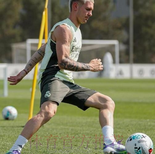 马卡：皇马中场缺兵少将 马斯坦托诺亮相伯纳乌